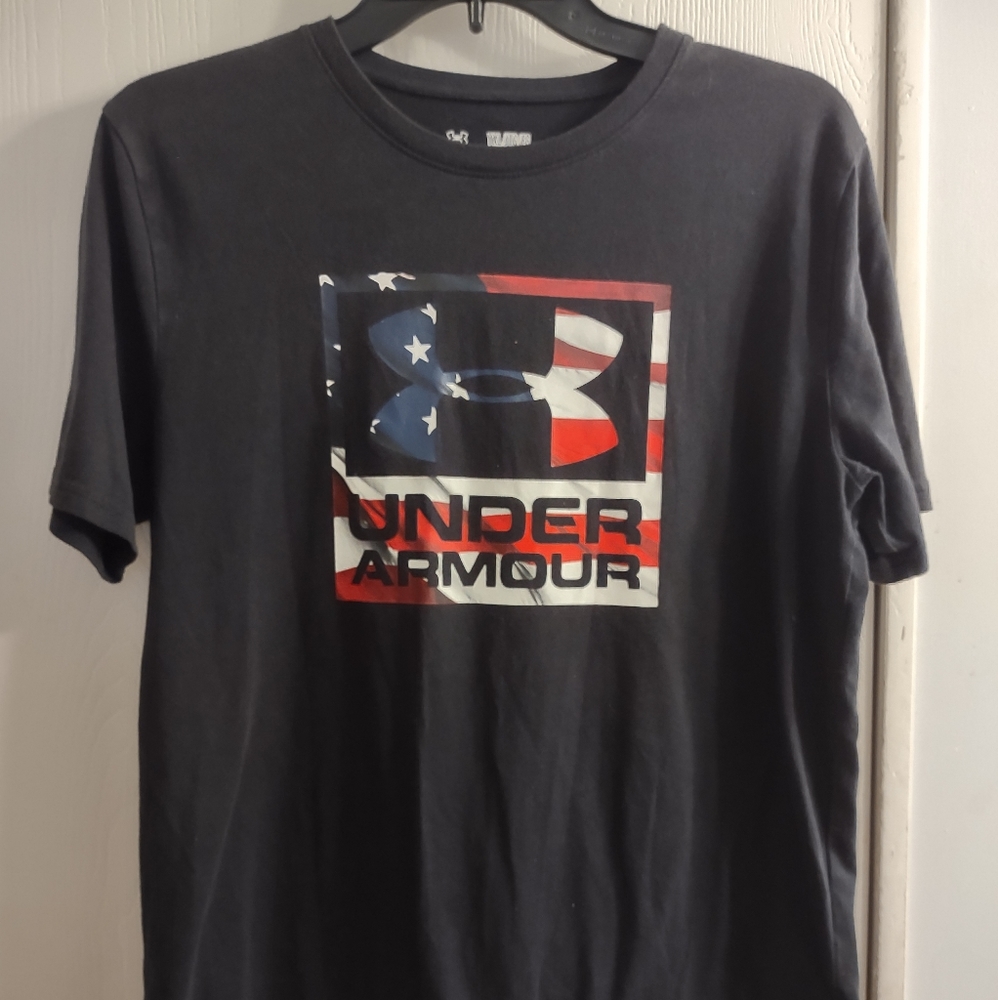 Boys size XL under armour shirt